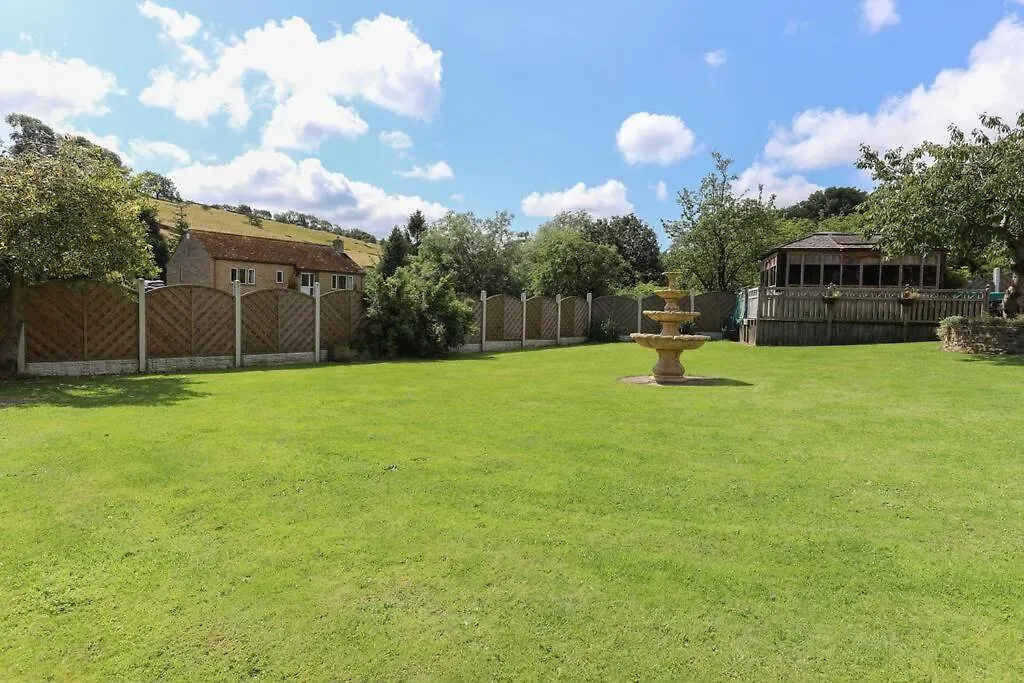 Wend Gardens Annx Carleton Skipton Pet Friendly Holiday home